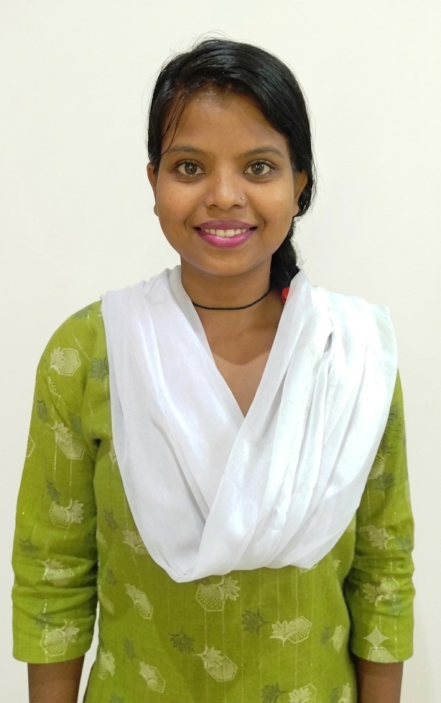 Soniya Bai - Full time Cleaner and Cook and Baby Sitter in Malad in Mumbai